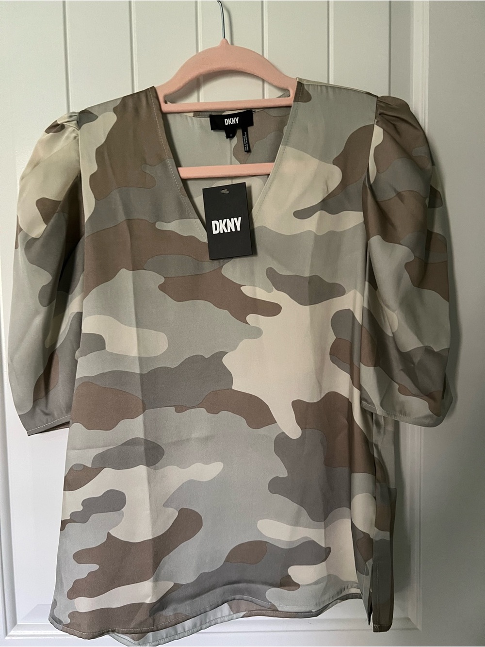 DKNY Camo V-Neck Puff Sleeve Blouse - Neutral Camouflage NWT